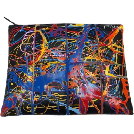 ABSTRACT LAIA BOXY CLUTCH