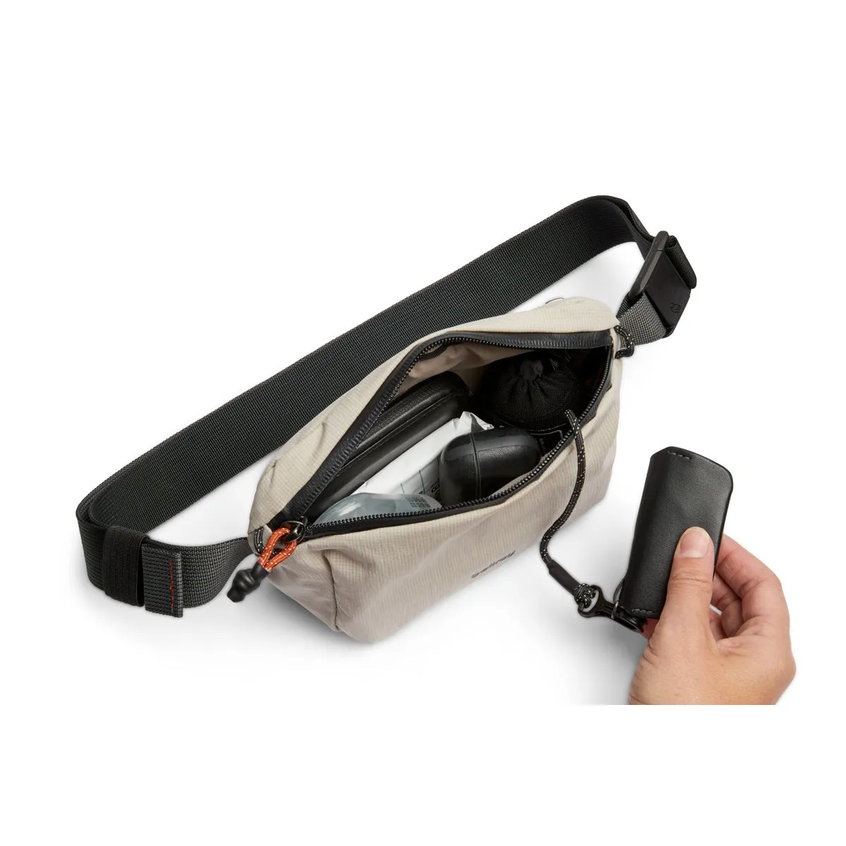 Bellroy Lite Belt Bag in Ash