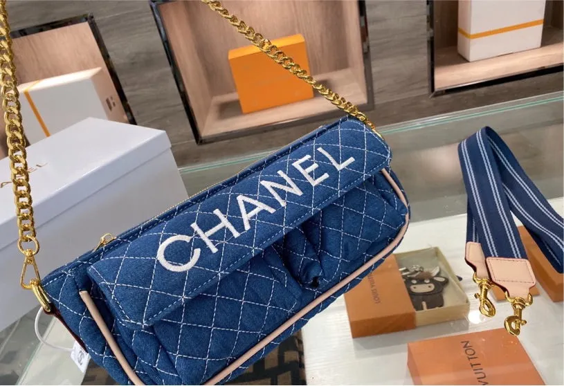 Blue denim Chanel woman handbag