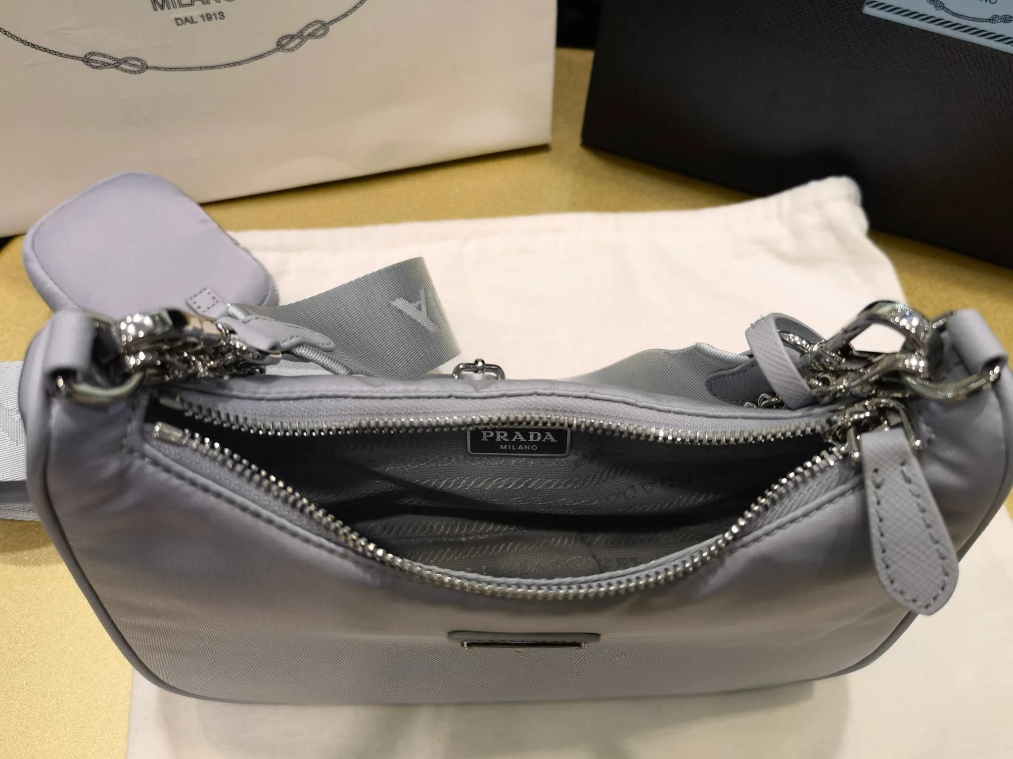 BOLSA PRADA RE-EDITION 2005