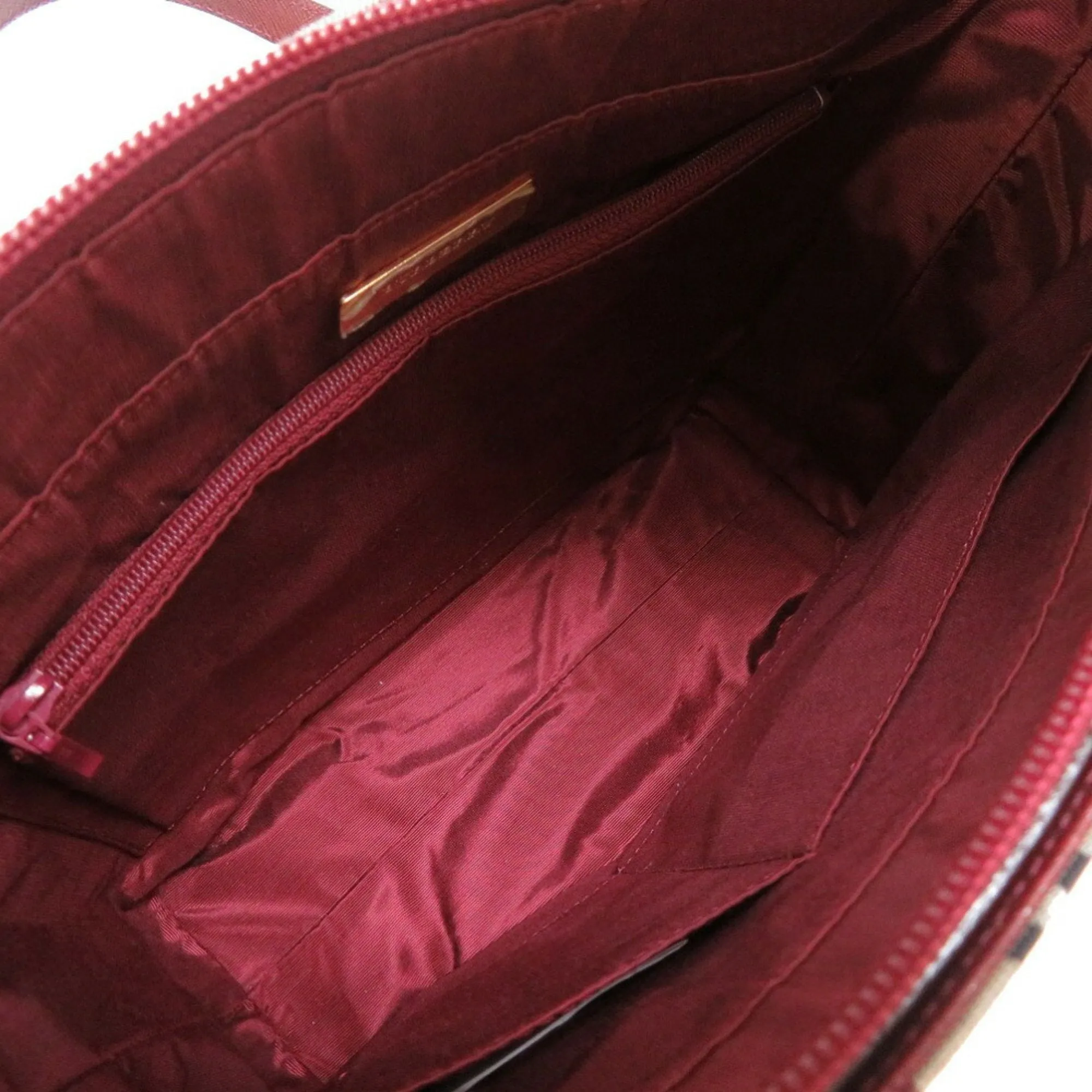 BURBERRY Handbag