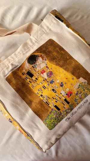 Gustav Klimt The Kiss - Tote Bag