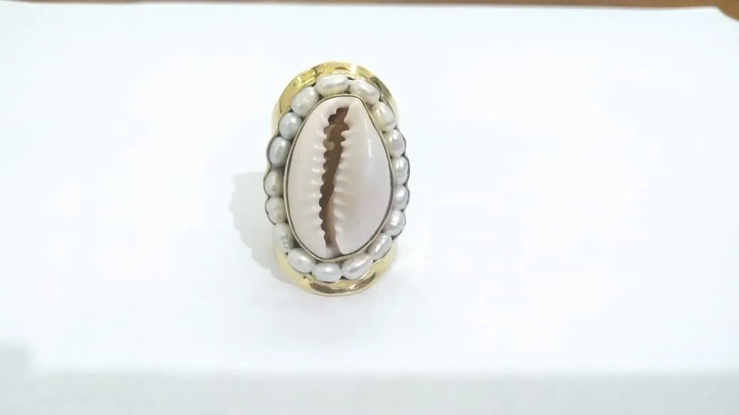 Hera Ring