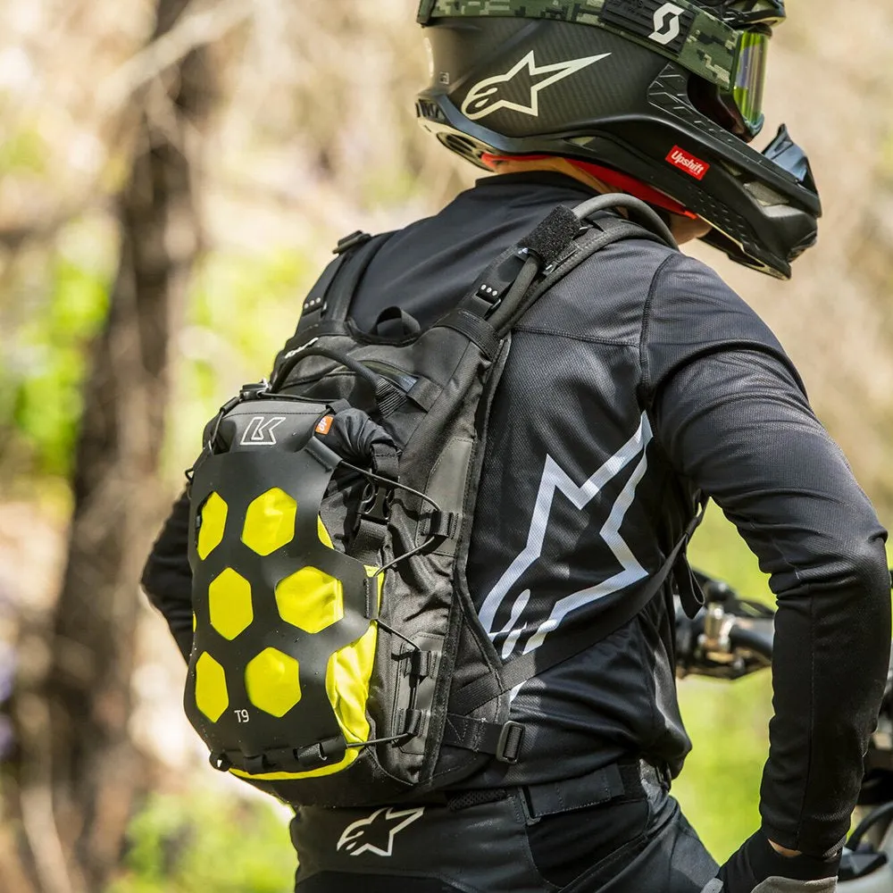 Kriega Trail 9 Adventure Backpack - Coyote