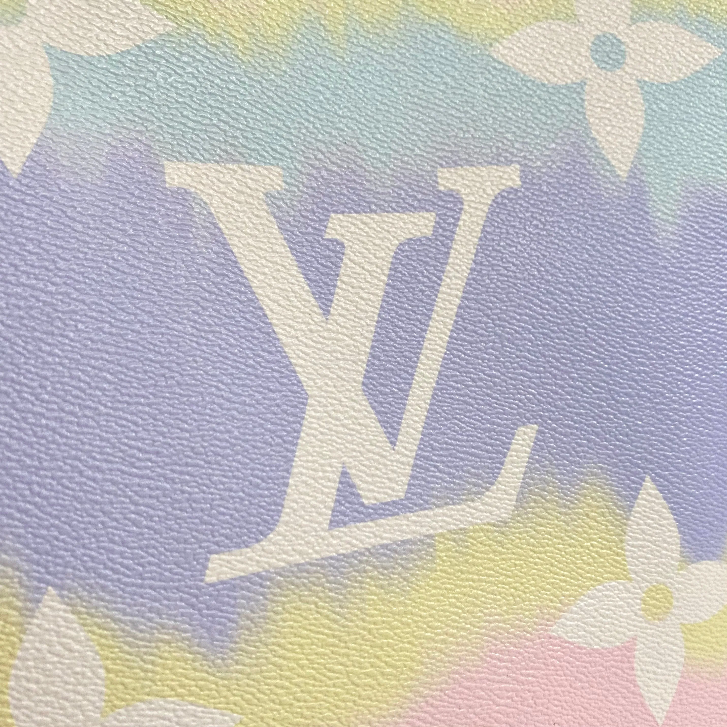 NEW Louis Vuitton Pastel Escale OnTheGo Tote GM