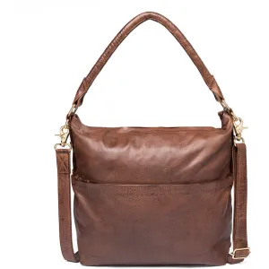 Spacious shoulder bag in nice leather quality / 15824 - Brandy