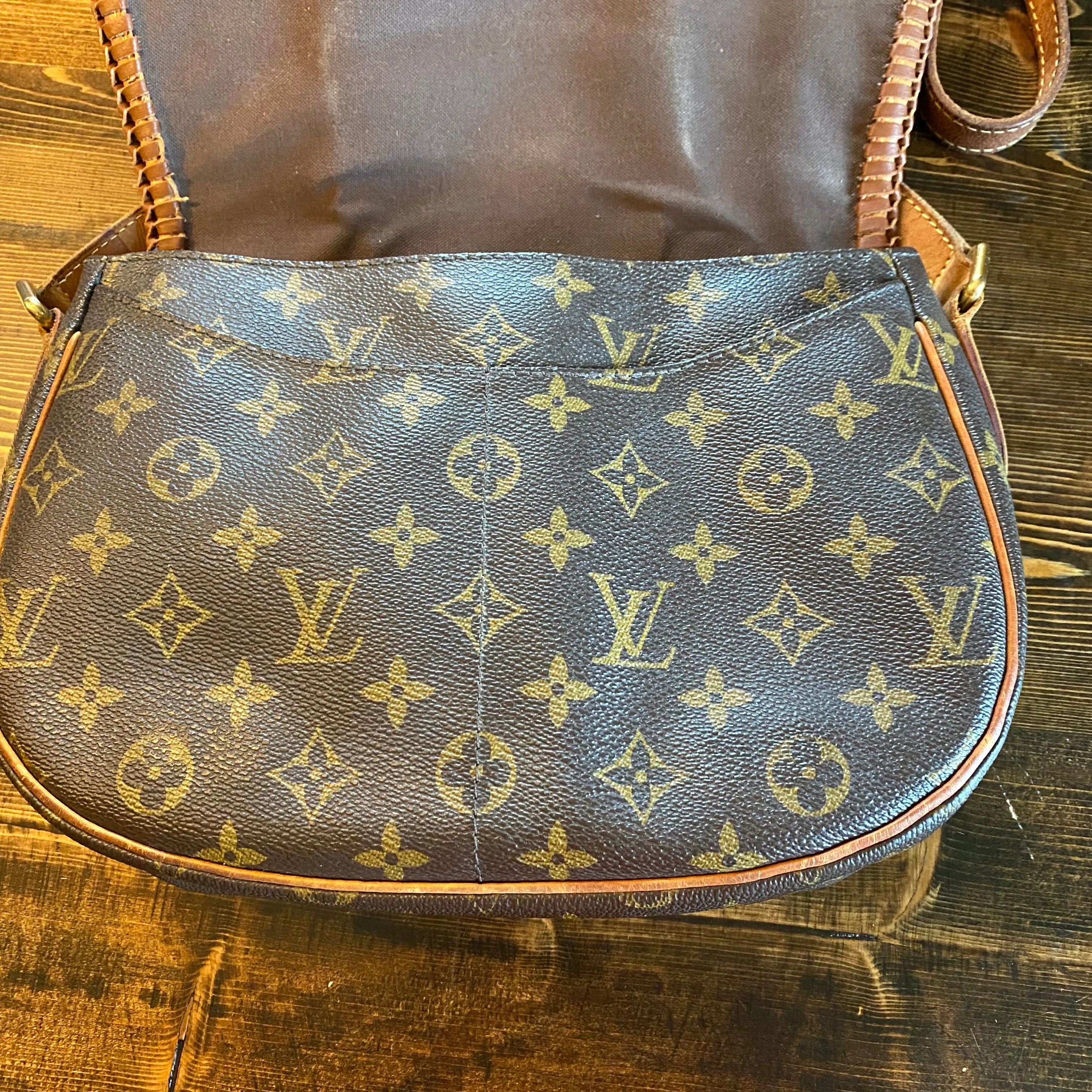 The Downy - Vintage Monogram Caramel Crossbody